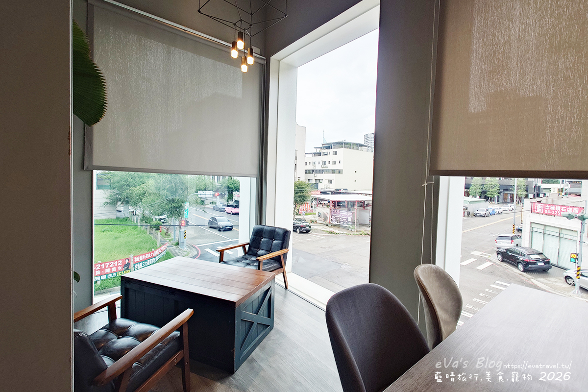 【台中餐廳】白貓散步 Gatto Bianco｜義大利麵、燉飯、早午餐與輕食一次滿足，享受療癒愜意的慢步調時光。台中寵物友善餐廳