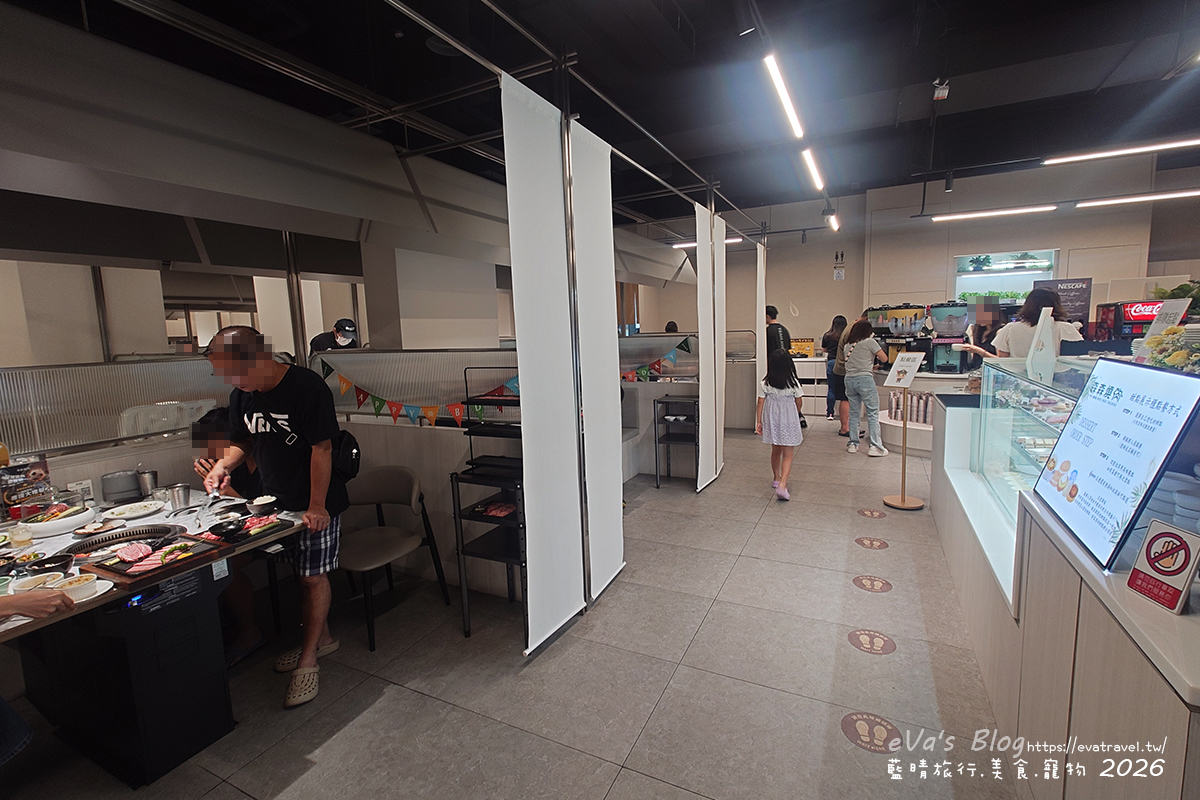 【台中燒肉推薦】森森燒肉中科店|森森燒肉中科店全新改裝,點叢林玫瑰餐送精品金叉,當月壽星還送超美「玫瑰肉肉花」,全家拍貼合照儀式感直接拉滿。台中燒烤 - 第10張圖 【台中燒肉推薦】森森燒肉中科店|森森燒肉中科店全新改裝,點叢林玫瑰餐送精品金叉,當月壽星還送超美「玫瑰肉肉花」,全家拍貼合照儀式感直接拉滿。台中燒烤