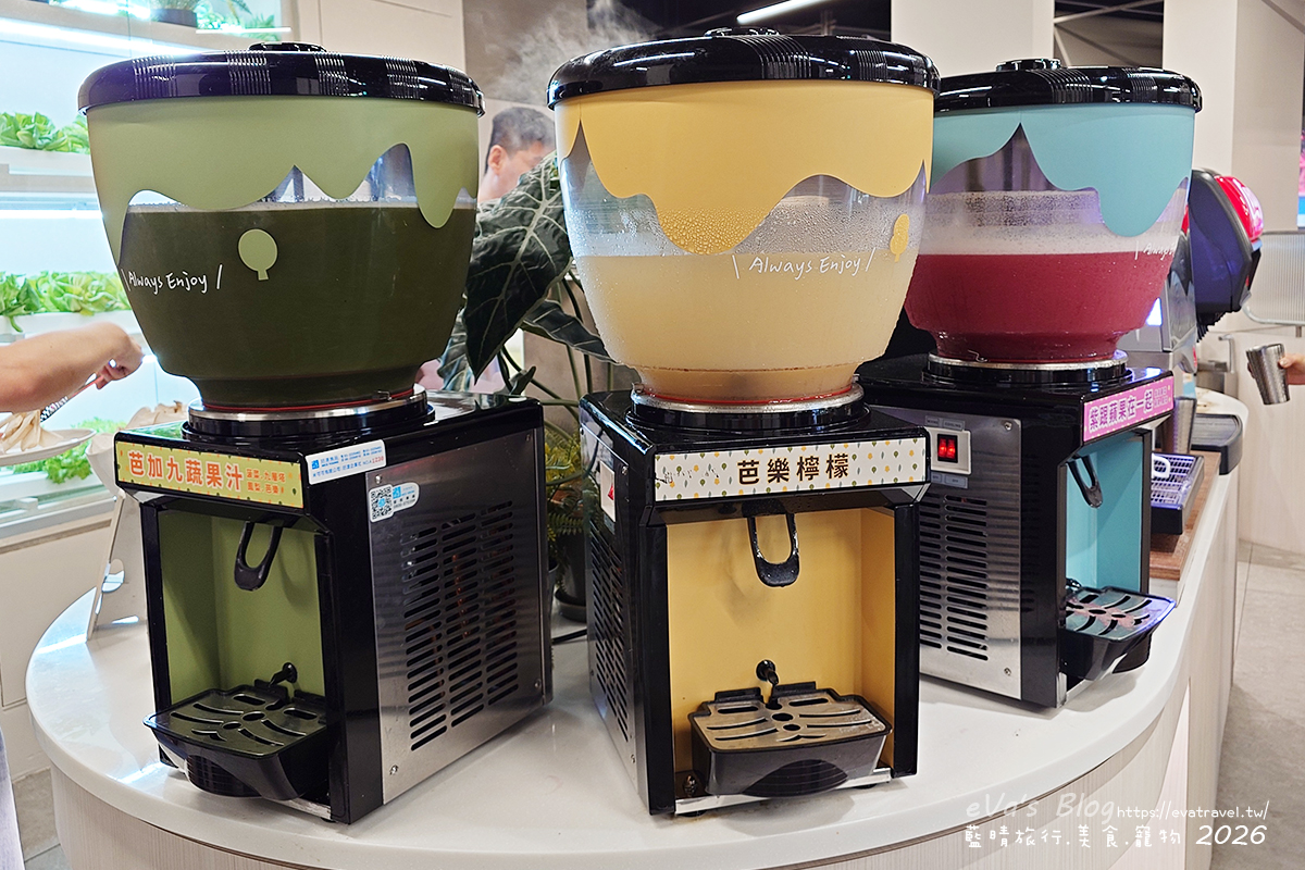 【台中燒肉推薦】森森燒肉中科店|森森燒肉中科店全新改裝,點叢林玫瑰餐送精品金叉,當月壽星還送超美「玫瑰肉肉花」,全家拍貼合照儀式感直接拉滿。台中燒烤 - 第23張圖 【台中燒肉推薦】森森燒肉中科店|森森燒肉中科店全新改裝,點叢林玫瑰餐送精品金叉,當月壽星還送超美「玫瑰肉肉花」,全家拍貼合照儀式感直接拉滿。台中燒烤