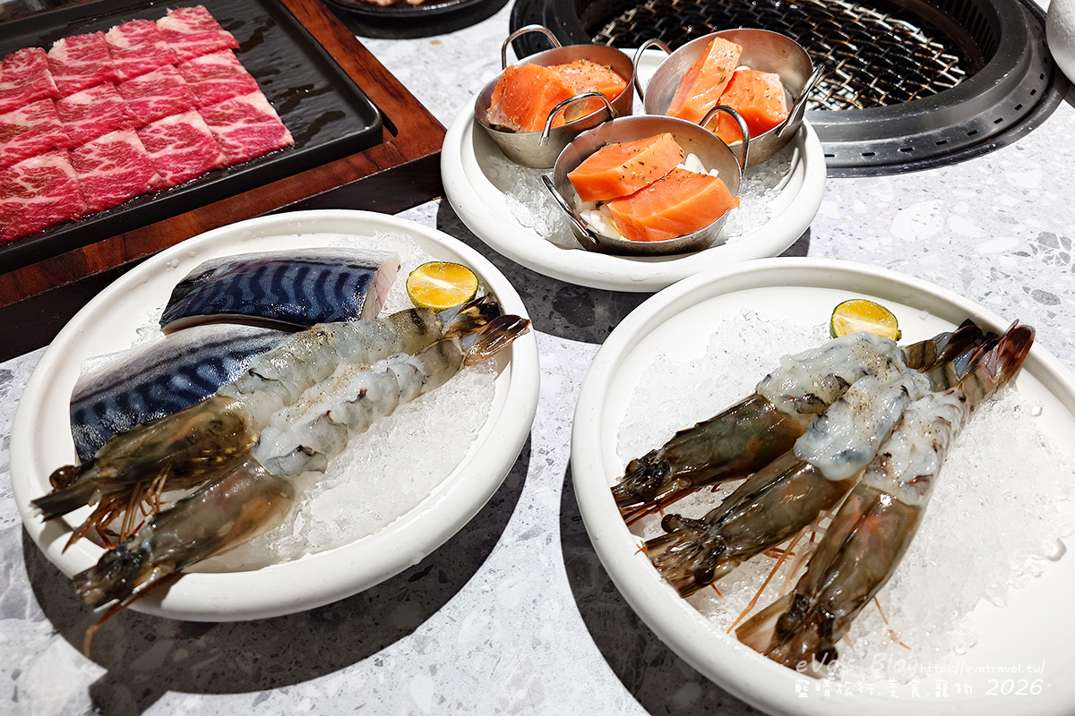 【台中燒肉推薦】森森燒肉中科店|森森燒肉中科店全新改裝,點叢林玫瑰餐送精品金叉,當月壽星還送超美「玫瑰肉肉花」,全家拍貼合照儀式感直接拉滿。台中燒烤 - 第58張圖 【台中燒肉推薦】森森燒肉中科店|森森燒肉中科店全新改裝,點叢林玫瑰餐送精品金叉,當月壽星還送超美「玫瑰肉肉花」,全家拍貼合照儀式感直接拉滿。台中燒烤
