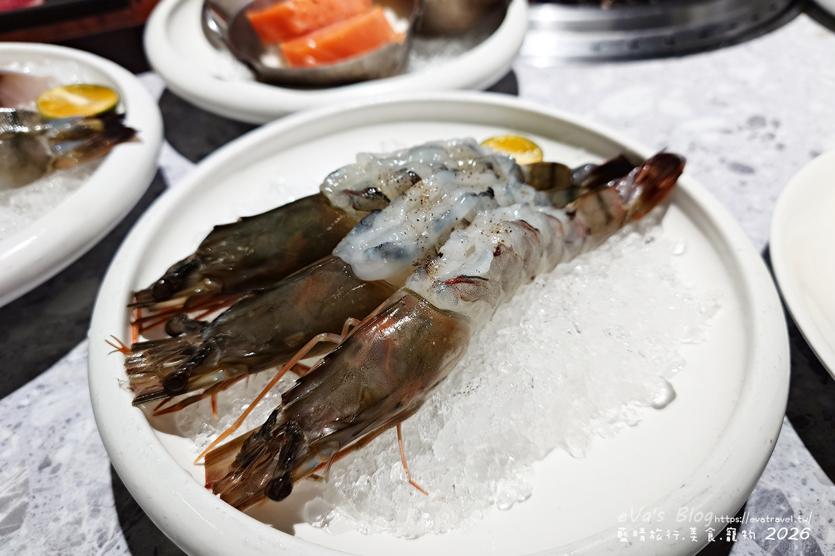【台中燒肉推薦】森森燒肉中科店|森森燒肉中科店全新改裝,點叢林玫瑰餐送精品金叉,當月壽星還送超美「玫瑰肉肉花」,全家拍貼合照儀式感直接拉滿。台中燒烤 - 第82張圖 【台中燒肉推薦】森森燒肉中科店|森森燒肉中科店全新改裝,點叢林玫瑰餐送精品金叉,當月壽星還送超美「玫瑰肉肉花」,全家拍貼合照儀式感直接拉滿。台中燒烤