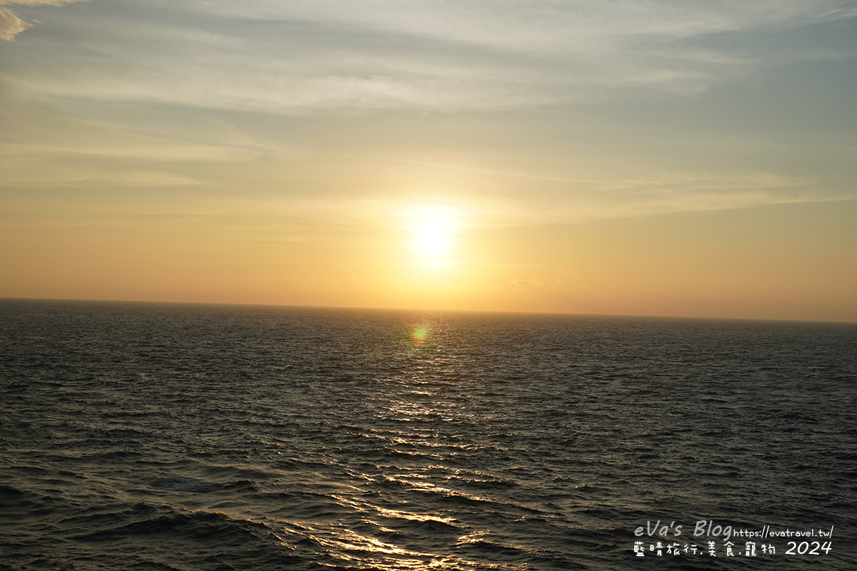 【小琉球景點】小琉球落日亭|欣賞夕陽染上海面的金色光影,見證日落餘暉三部曲。小琉球旅行 - 第6張圖 【小琉球景點】小琉球落日亭|欣賞夕陽染上海面的金色光影,見證日落餘暉三部曲。小琉球旅行