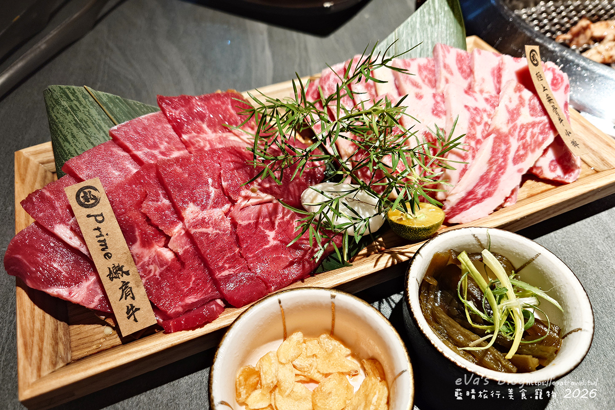 【台中燒肉推薦】札卡燒肉南屯店｜全台首間輸送帶燒肉、寶藏和牛與豐富附餐，壽星慶生超有儀式感。台中寵物友善燒烤店