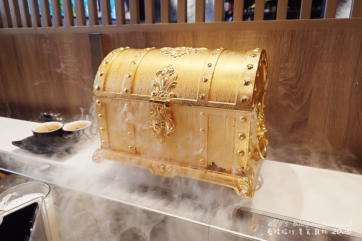 【台中燒肉推薦】札卡燒肉南屯店｜全台首間輸送帶燒肉、寶藏和牛與豐富附餐，壽星慶生超有儀式感。台中寵物友善燒烤店