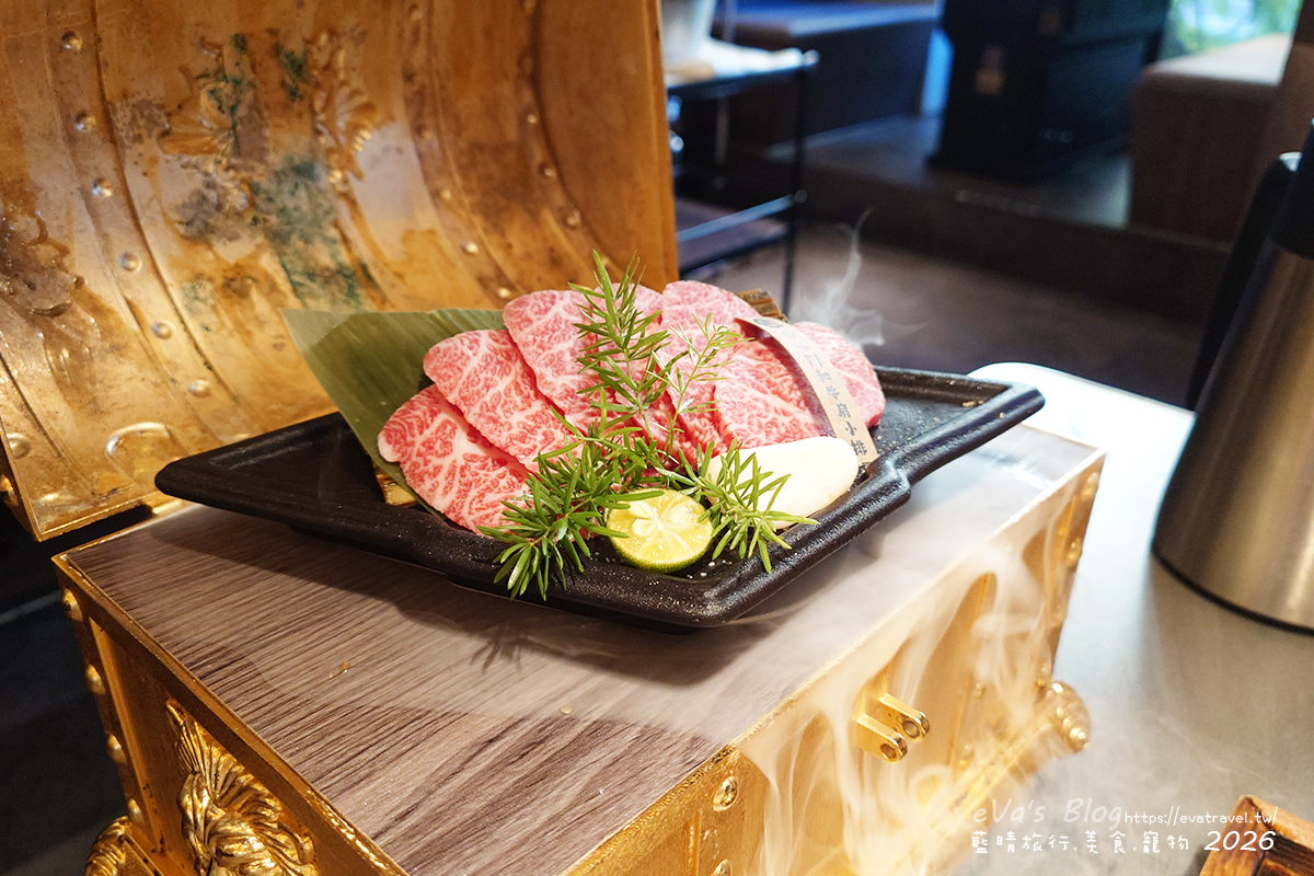 【台中燒肉推薦】札卡燒肉南屯店｜全台首間輸送帶燒肉、寶藏和牛與豐富附餐，壽星慶生超有儀式感。台中寵物友善燒烤店