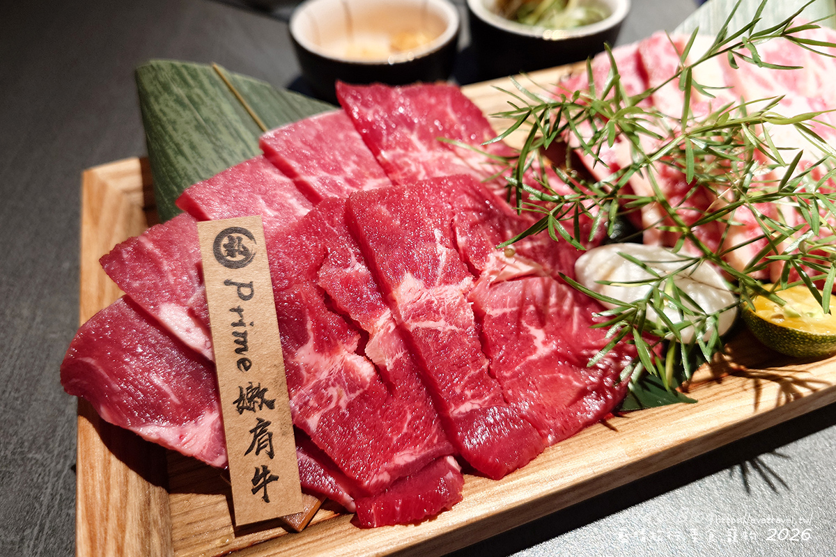 【台中燒肉推薦】札卡燒肉南屯店｜全台首間輸送帶燒肉、寶藏和牛與豐富附餐，壽星慶生超有儀式感。台中寵物友善燒烤店