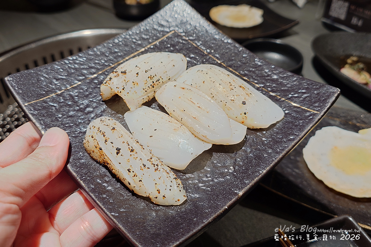 【台中燒肉推薦】札卡燒肉南屯店｜全台首間輸送帶燒肉、寶藏和牛與豐富附餐，壽星慶生超有儀式感。台中寵物友善燒烤店