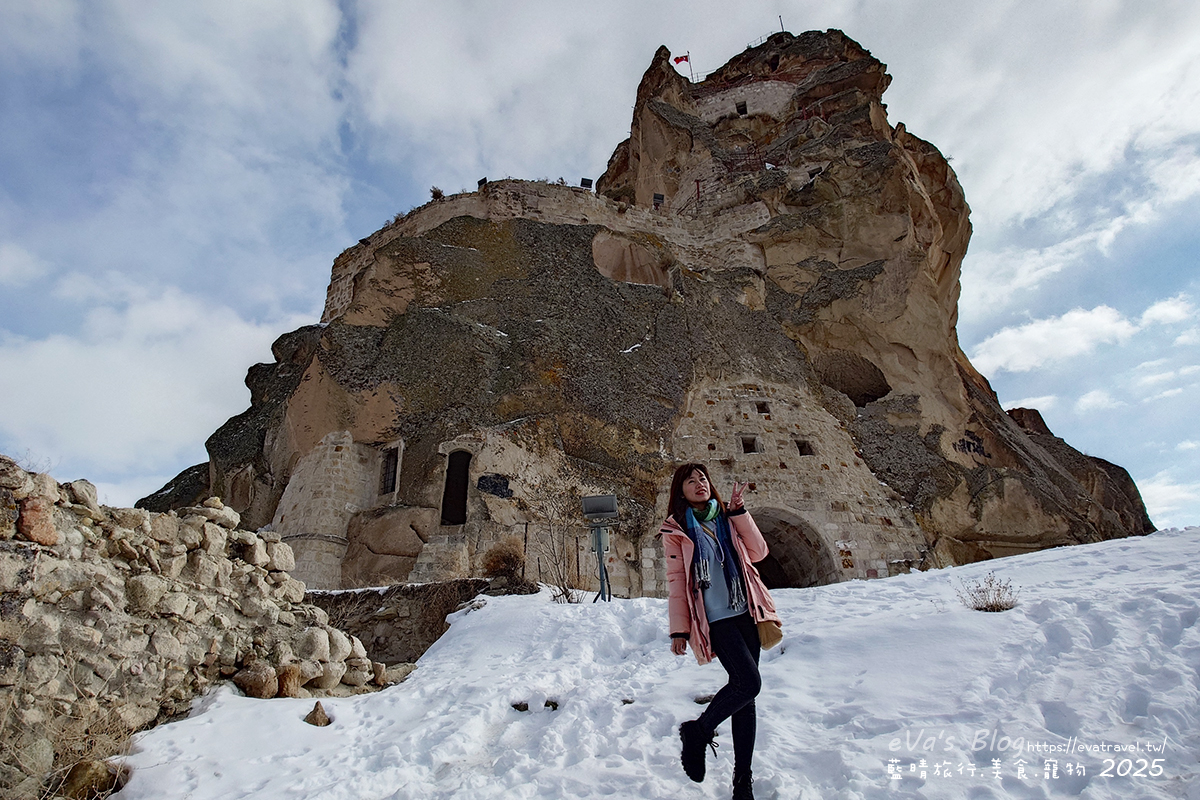 【土耳其蜜月旅遊】Ortahisar Castle 奧塔希薩城堡｜卡帕多奇亞天然岩石城堡，俯瞰奧塔希薩小鎮絕美景色。土耳其景點