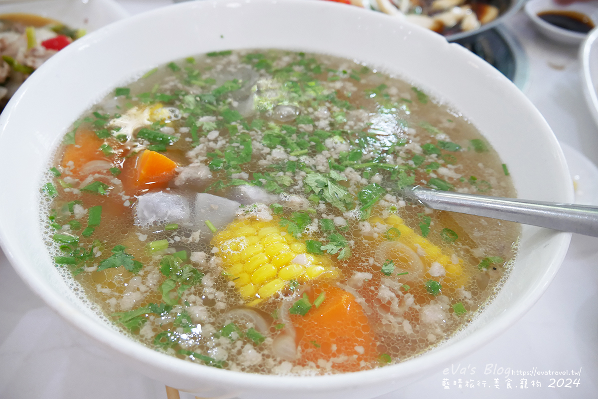 【越南旅遊】Phố Biển Restaurant 海城餐廳|峴港海陸中式合菜,海鮮、熱炒、龍蝦一次滿足。越南峴港美食 - 第15張圖 【越南旅遊】Phố Biển Restaurant 海城餐廳|峴港海陸中式合菜,海鮮、熱炒、龍蝦一次滿足。越南峴港美食
